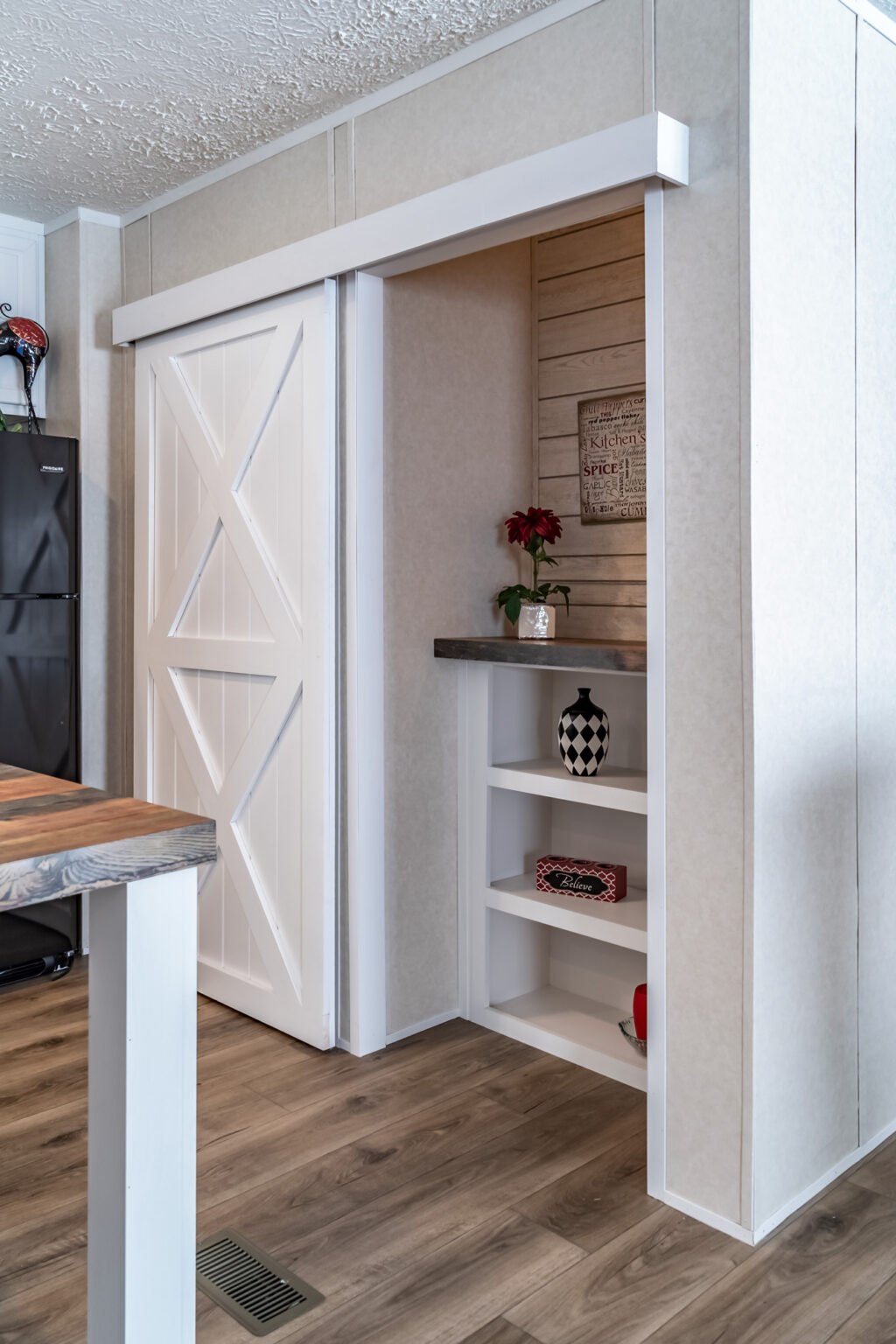 38” White barn door