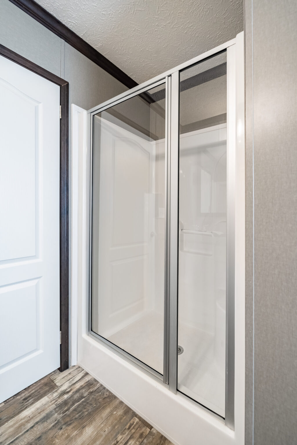 48" fiberglass shower